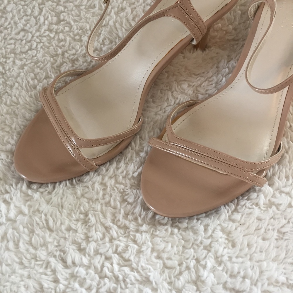 David’s Bridal Nude Heels